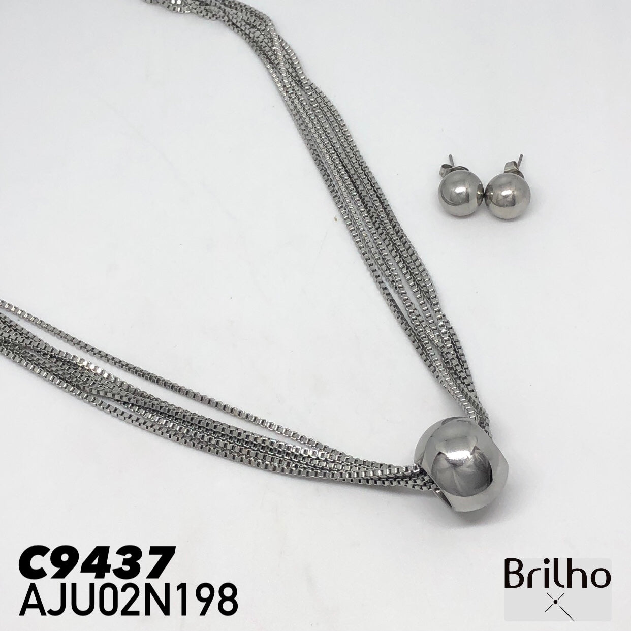 AJU02N198 JUEGO