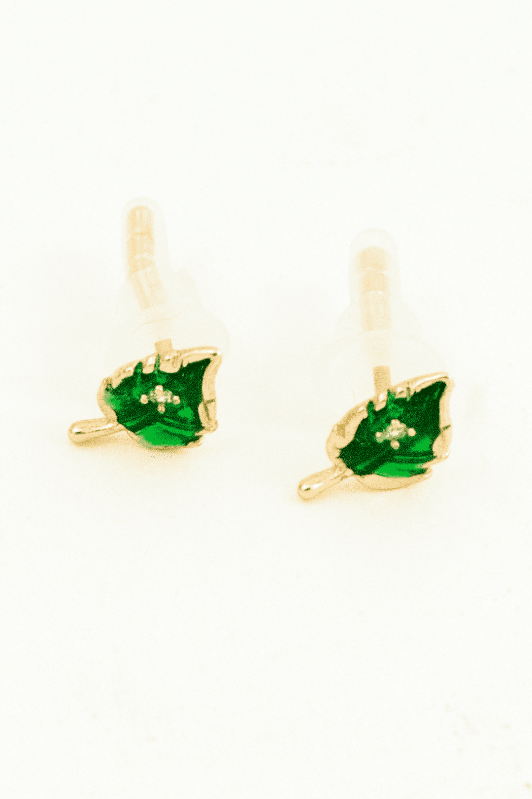 Aretes hoja verde diamantada